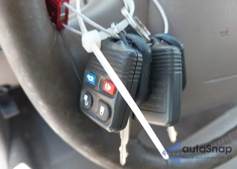 2004 Ford Crown Victoria Lx from USA, damaged, VIN 2FAFP74W14X137071